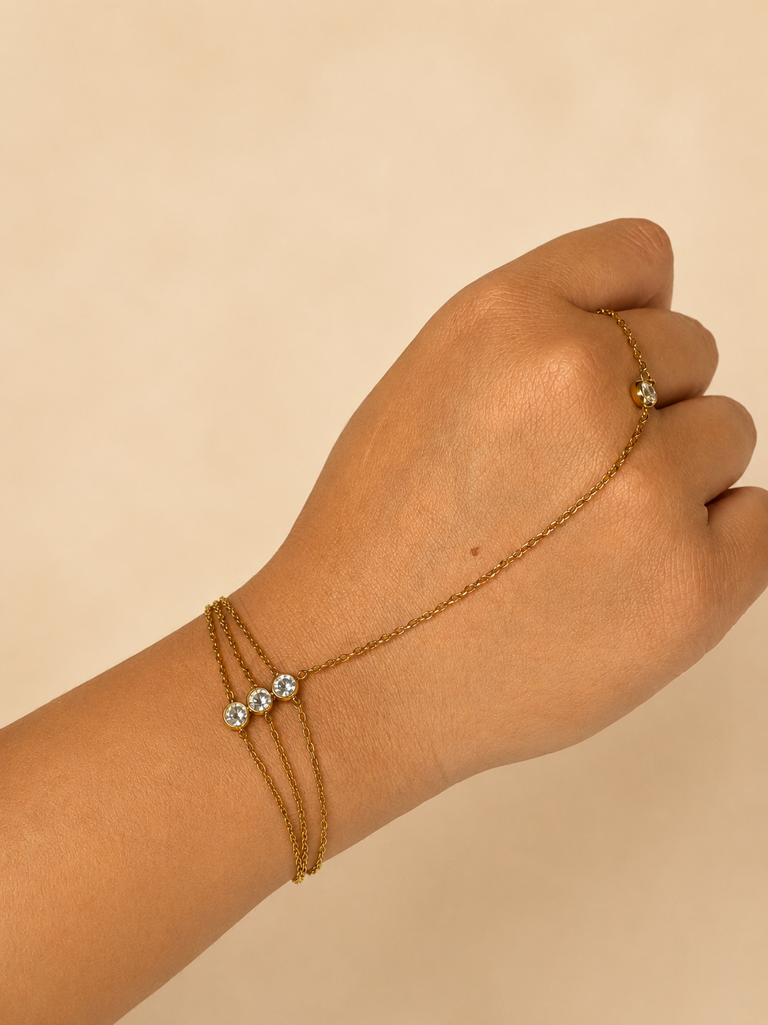 Bracelet de main Ziora